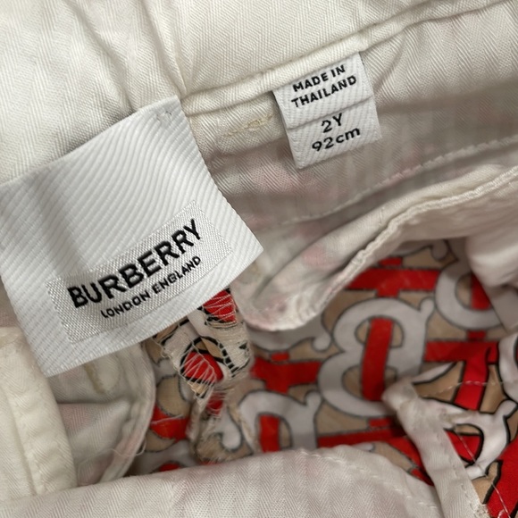 Burberry - Picture 5 of 5